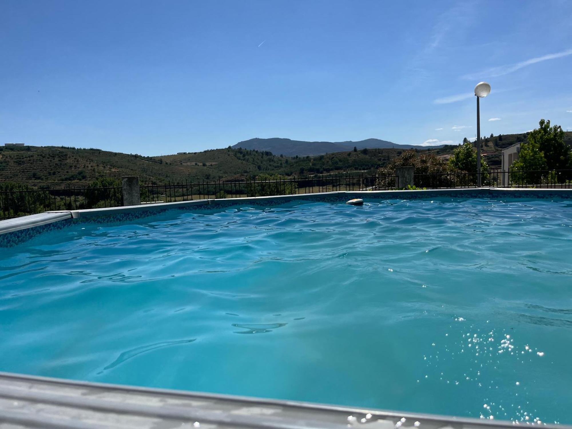 Alojamento, Chelas Rural Al ミランデラ エクステリア 写真